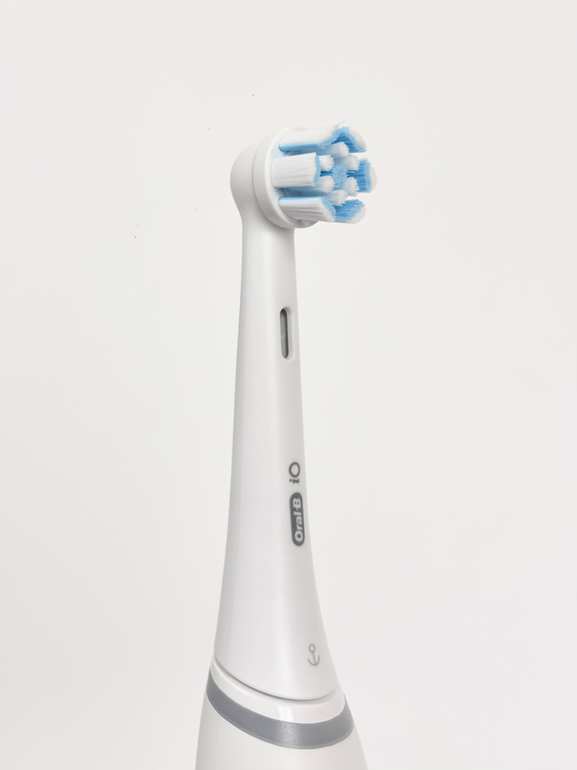 Đầu Bàn Chải Cao Cấp Oral B iO - Gentle Care